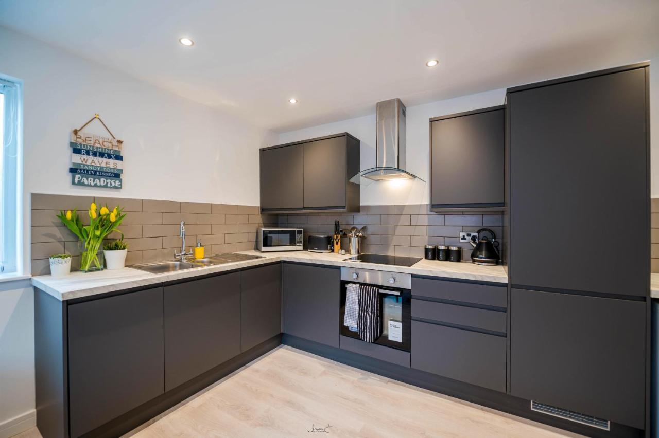 Charles Alexander Short Stay - Windmill House Apartments Lytham St Annes Exteriör bild
