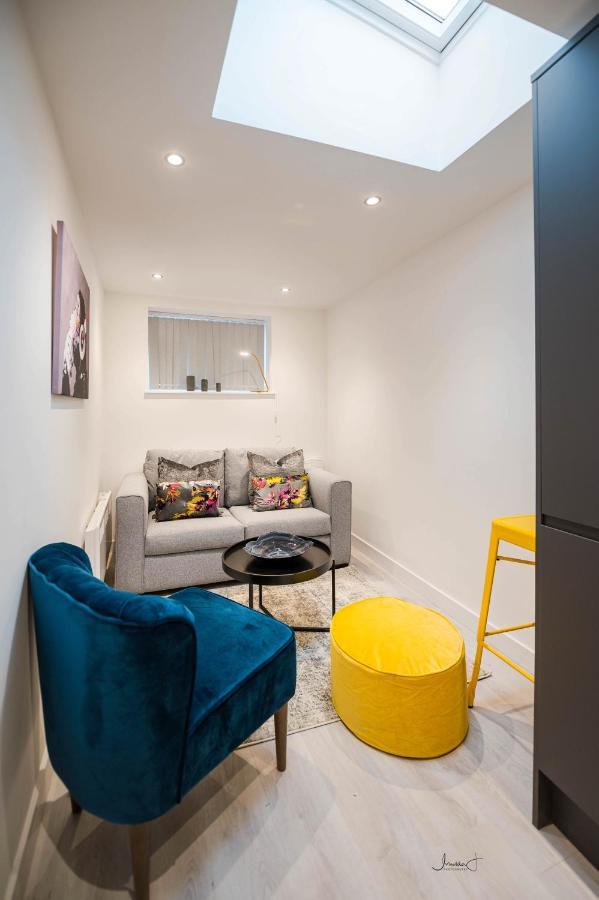 Charles Alexander Short Stay - Windmill House Apartments Lytham St Annes Exteriör bild