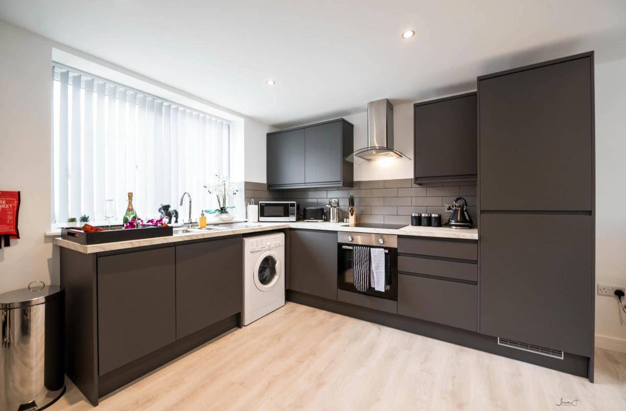 Charles Alexander Short Stay - Windmill House Apartments Lytham St Annes Exteriör bild