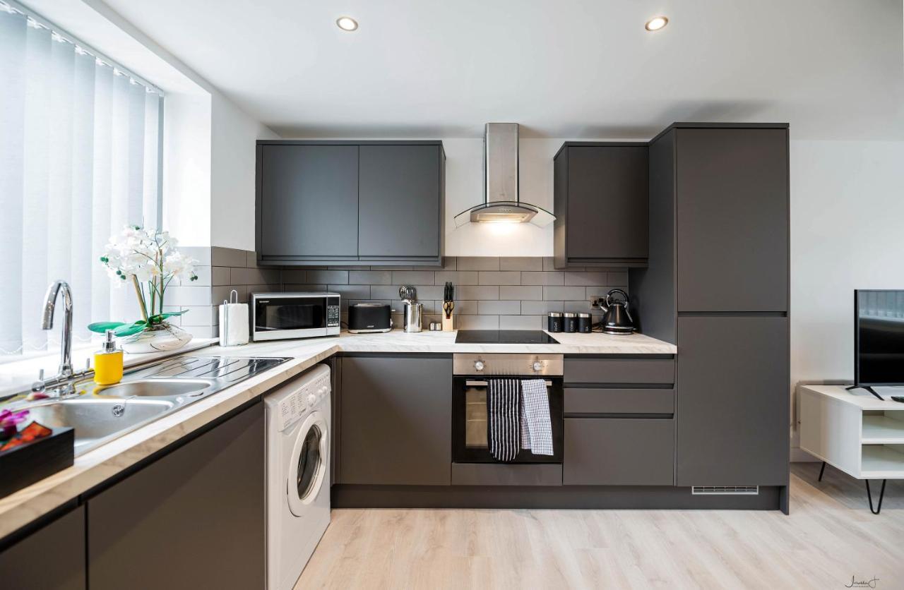 Charles Alexander Short Stay - Windmill House Apartments Lytham St Annes Exteriör bild