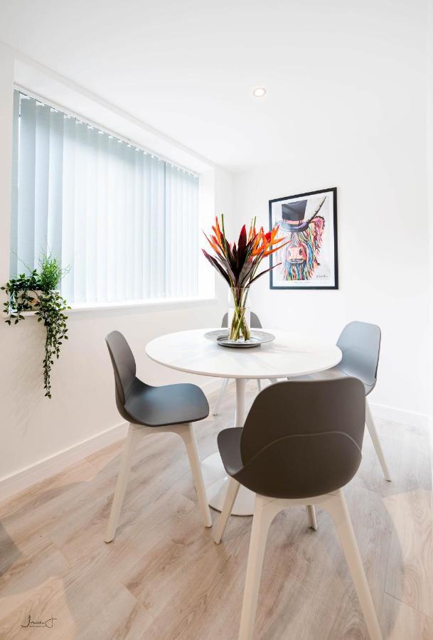 Charles Alexander Short Stay - Windmill House Apartments Lytham St Annes Exteriör bild