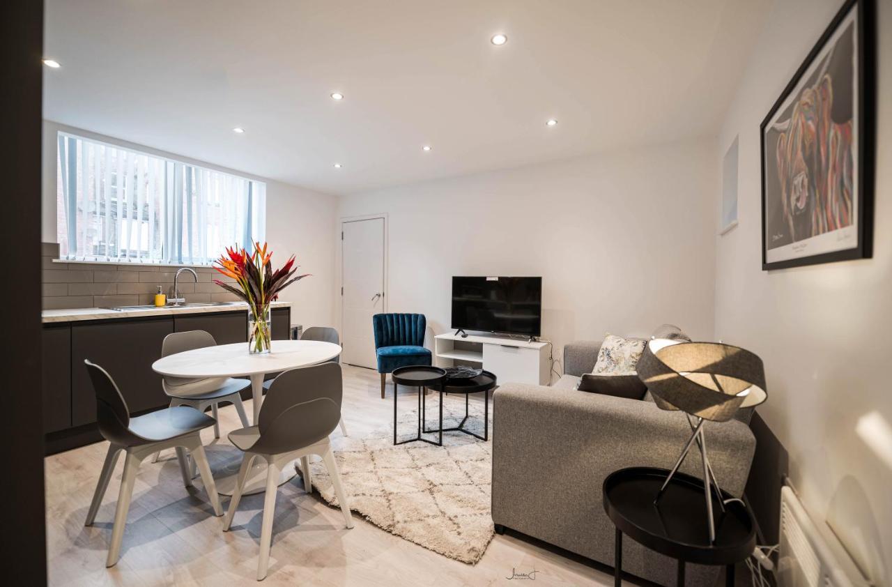 Charles Alexander Short Stay - Windmill House Apartments Lytham St Annes Exteriör bild