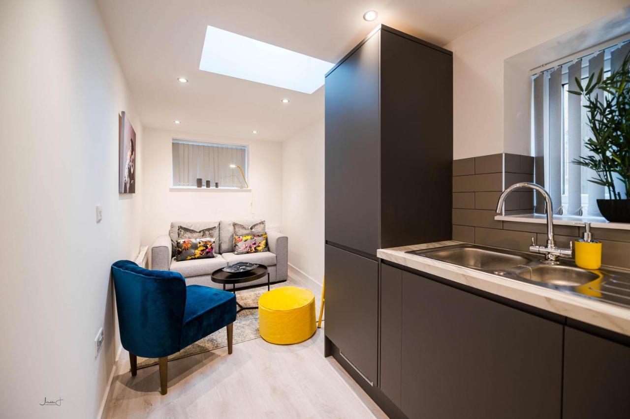Charles Alexander Short Stay - Windmill House Apartments Lytham St Annes Exteriör bild
